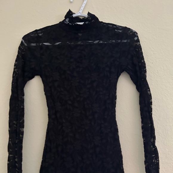 Long sleeve backless midi dress. Moda International. Size: XS - Picture 2 of 8